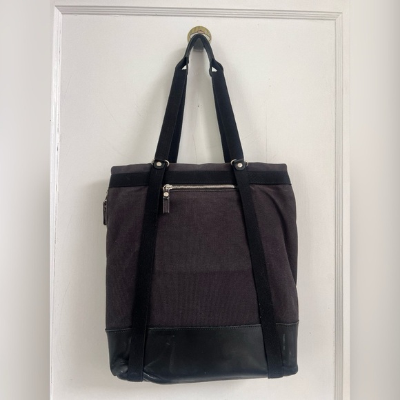 QWSTION Tote - Organic Jet Black Bag $274 - Picture 4 of 9